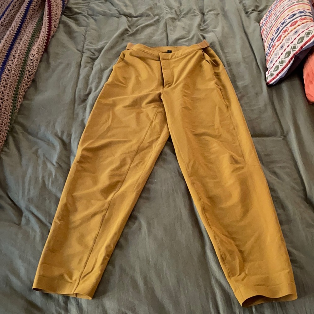 Lulu lemon mustard pants